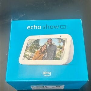 NEW Amazon Echo Show 5 (3rd Gen) - White